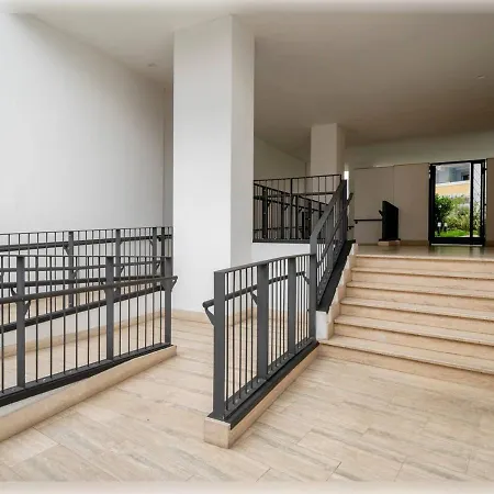 Moderno Bilocale Con Ampio Balcone Apartment Mailand