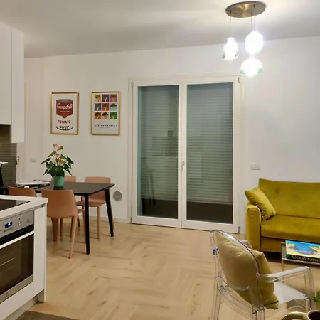 Apartment Moderno Bilocale Con Ampio Balcone Milan