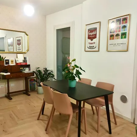 Moderno Bilocale Con Ampio Balcone Apartment